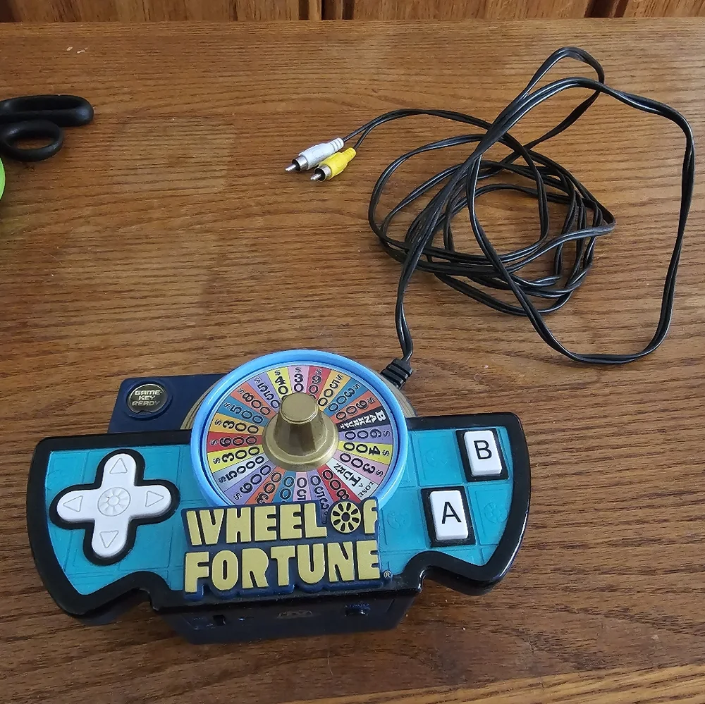 UNTESTED Vintage 2005 Wheel Of Fortune Plug N Play TV Video Game JAKKS Pacific